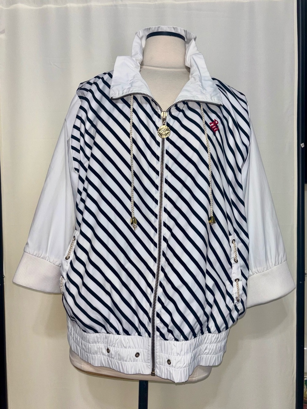 Vintage Y2K 1999 Striped Ivory Rocawear Quilted Bomber Jacket 2X Embroidered Red